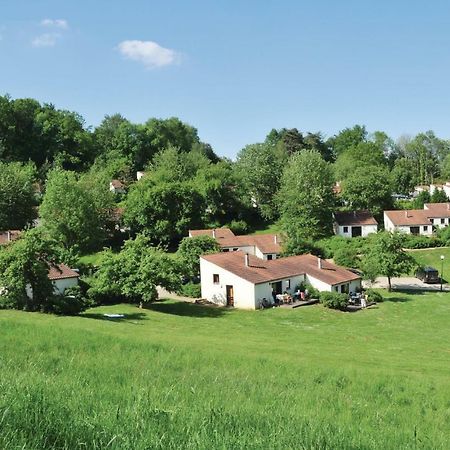 Vallee De Rabais Hotel Virton Bagian luar foto
