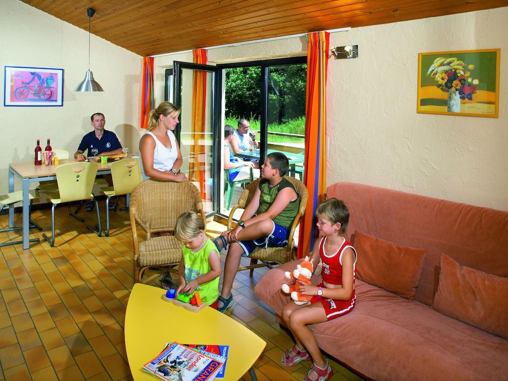 Vallee De Rabais Hotel Virton Ruang foto