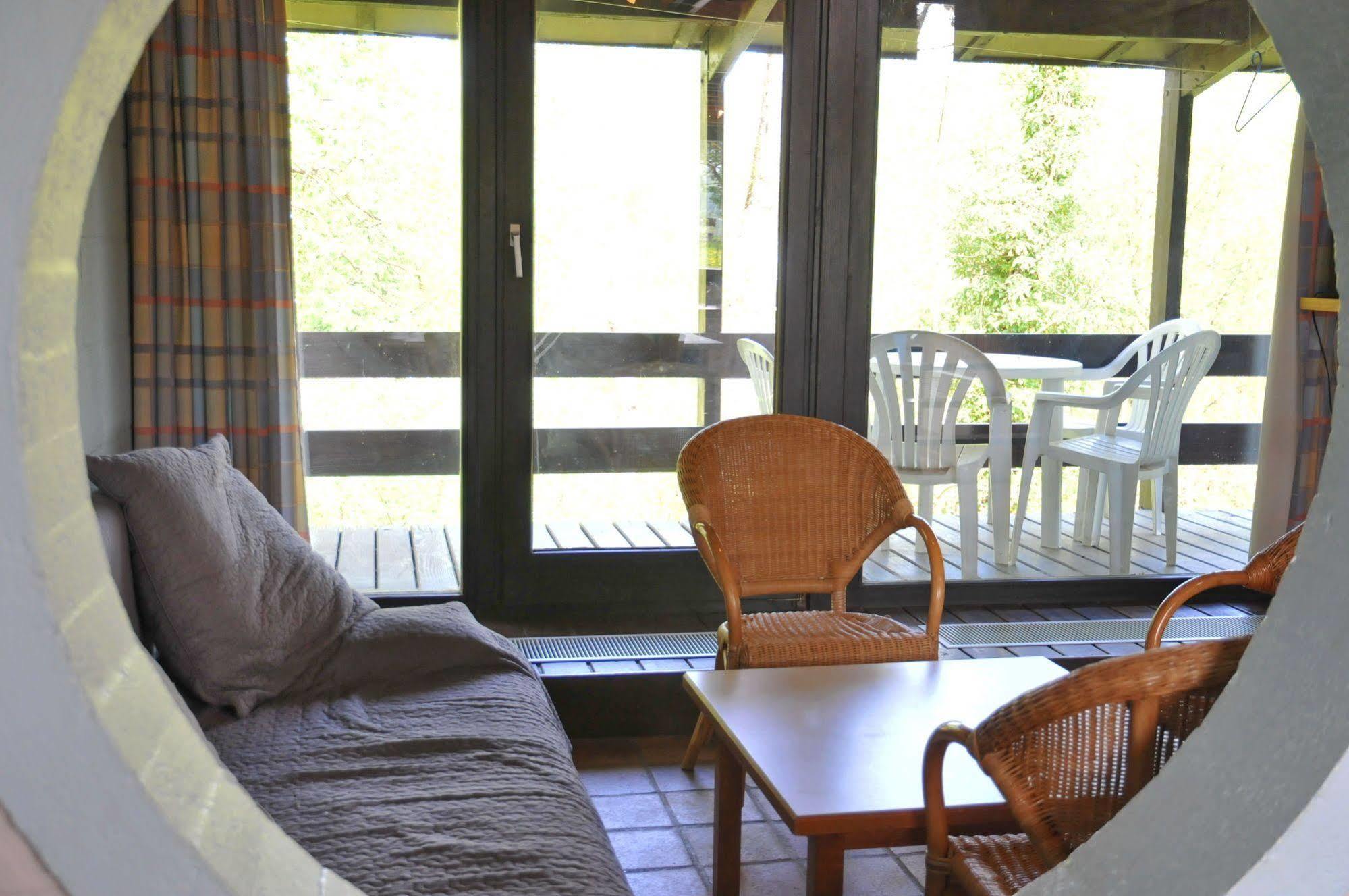 Vallee De Rabais Hotel Virton Bagian luar foto